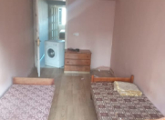 Satılır 3 otaqlı 85 m2 köhnə tikili Elmlər Akademiyası m.