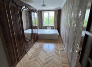 İcarəyə verilir 2 otaqlı 68 m2 köhnə tikili Elmlər Akademiyası m.