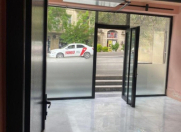 İcarəyə verilir 2 otaqlı 70 m2 obyekt 28 May m.