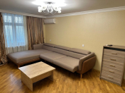 İcarəyə verilir 1 otaqlı 80 m2 köhnə tikili Nəriman Nərimanov m.