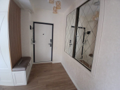 Satılır 3 otaqlı 84 m2 köhnə tikili Gənclik m.