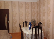 Satılır 2 otaqlı 60 m2 köhnə tikili Əhmədli m.