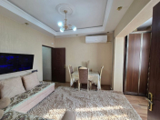 Satılır 2 otaqlı 60 m2 köhnə tikili Neftçilər m.