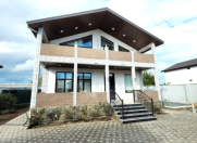 Satılır 4 otaqlı 220 m2 bağ evi Buzovna