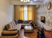 Satılır 2 otaqlı 68 m2 yeni tikili Nəriman Nərimanov m.