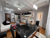 İcarəyə verilir 3 otaqlı 160 m2 yeni tikili Şah İsmayıl Xətai m.