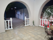 Satılır 6 otaqlı 221 m2 həyət evi Binə