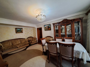 Satılır 3 otaqlı 118 m2 köhnə tikili Gənclik m.