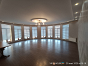 İcarəyə verilir 5 otaqlı 230 m2 yeni tikili Şah İsmayıl Xətai m.