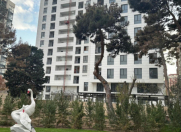 Satılır 3 otaqlı 162 m2 yeni tikili 28 May m.