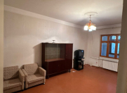 Satılır 2 otaqlı 60 m2 köhnə tikili Həzi Aslanov m.