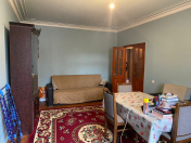 Satılır 4 otaqlı 120 m2 köhnə tikili Elmlər Akademiyası m.