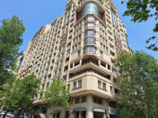 Satılır 4 otaqlı 310 m2 yeni tikili Heydər Əliyev sarayı