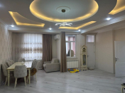 Satılır 4 otaqlı 200 m2 yeni tikili Xırdalan