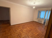 Satılır 5 otaqlı 120 m2 köhnə tikili Həzi Aslanov m.