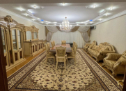 İcarəyə verilir 4 otaqlı 242 m2 yeni tikili 28 May m.