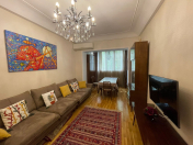 Satılır 3 otaqlı 70 m2 köhnə tikili Gənclik m.