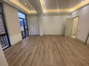 Satılır 3 otaqlı 108 m2 yeni tikili 8 Noyabr m.
