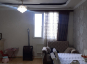 Satılır 3 otaqlı 100 m2 köhnə tikili 28 May m.