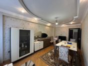 Satılır 1 otaqlı 38 m2 köhnə tikili İnşaatçılar m.