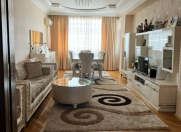 Satılır 3 otaqlı 130 m2 yeni tikili Yasamal r.