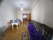 Satılır 3 otaqlı 70 m2 köhnə tikili Neftçilər m.