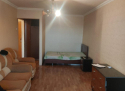 Satılır 1 otaqlı 40 m2 köhnə tikili Xalqlar Dostluğu m.