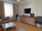 Satılır 3 otaqlı 70 m2 köhnə tikili Nəriman Nərimanov parkı