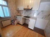 Satılır 3 otaqlı 60 m2 həyət evi 20-ci sahə