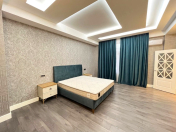 İcarəyə verilir 4 otaqlı 220 m2 yeni tikili Ağ şəhər