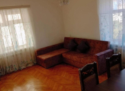 İcarəyə verilir 2 otaqlı 60 m2 köhnə tikili İnşaatçılar m.