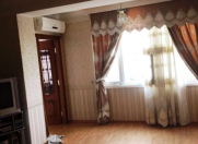 Satılır 2 otaqlı 65 m2 köhnə tikili Gənclik m.