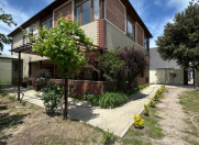 Satılır 7 otaqlı 440 m2 villa Buzovna