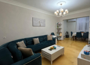 Satılır 4 otaqlı 83 m2 köhnə tikili Yasamal r.