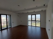 Satılır 3 otaqlı 127 m2 yeni tikili Şah İsmayıl Xətai m.