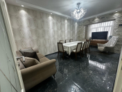 Satılır 3 otaqlı 80 m2 köhnə tikili Əhmədli m.