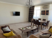 Satılır 3 otaqlı 140 m2 yeni tikili Gənclik m.