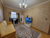 Satılır 3 otaqlı 85 m2 köhnə tikili Əhmədli m.