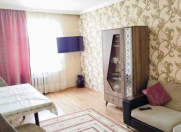 Satılır 3 otaqlı 80 m2 köhnə tikili 8 km