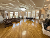 Satılır 3 otaqlı 157 m2 yeni tikili Şah İsmayıl Xətai m.