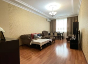 Satılır 2 otaqlı 104 m2 köhnə tikili İnşaatçılar m.