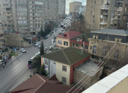 İcarəyə verilir 2 otaqlı 55 m2 köhnə tikili Yasamal parkı