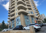 İcarəyə verilir 3 otaqlı 123 m2 yeni tikili Sahil m.