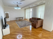 İcarəyə verilir 3 otaqlı 130 m2 yeni tikili Nəsimi r.