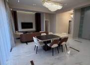 Satılır 4 otaqlı 157 m2 yeni tikili Ağ şəhər