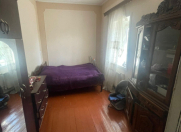 Satılır 3 otaqlı 90 m2 köhnə tikili 28 May m.