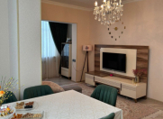 Satılır 3 otaqlı 80 m2 köhnə tikili Xalqlar Dostluğu m.