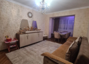 Satılır 3 otaqlı 80 m2 köhnə tikili Gənclik m.