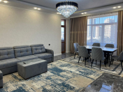 Satılır 3 otaqlı 108 m2 yeni tikili 28 May m.