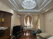 Satılır 3 otaqlı 167 m2 yeni tikili 28 May m.